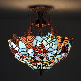 Lustre en vitrail papillon...