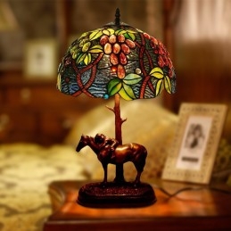 Lampe de table en vitrail...