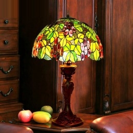 Lampe de table en vitrail...