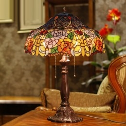 Lampe de table en vitrail...