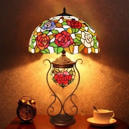 Lampe de table en vitrail...