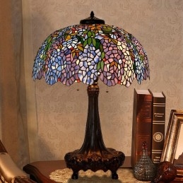 Lampe de table en vitrail...