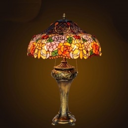 Lampe de table en vitrail...