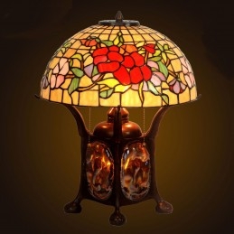 Lampe de table en vitrail...