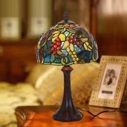 Lampe de table en vitrail...