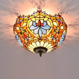 Plafonnier de style Tiffany...